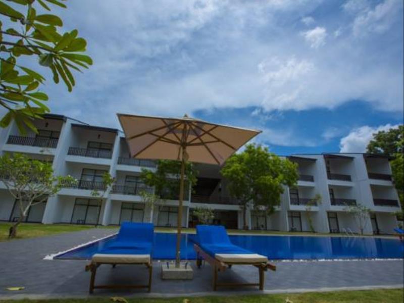 Grand Tamarind Lake Kataragama Exterior photo